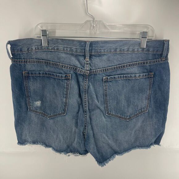 Old Navy Women's The Diva Distressed Cut Off Denim Jean Shorts Blue Size 16 - Picture 6 of 8